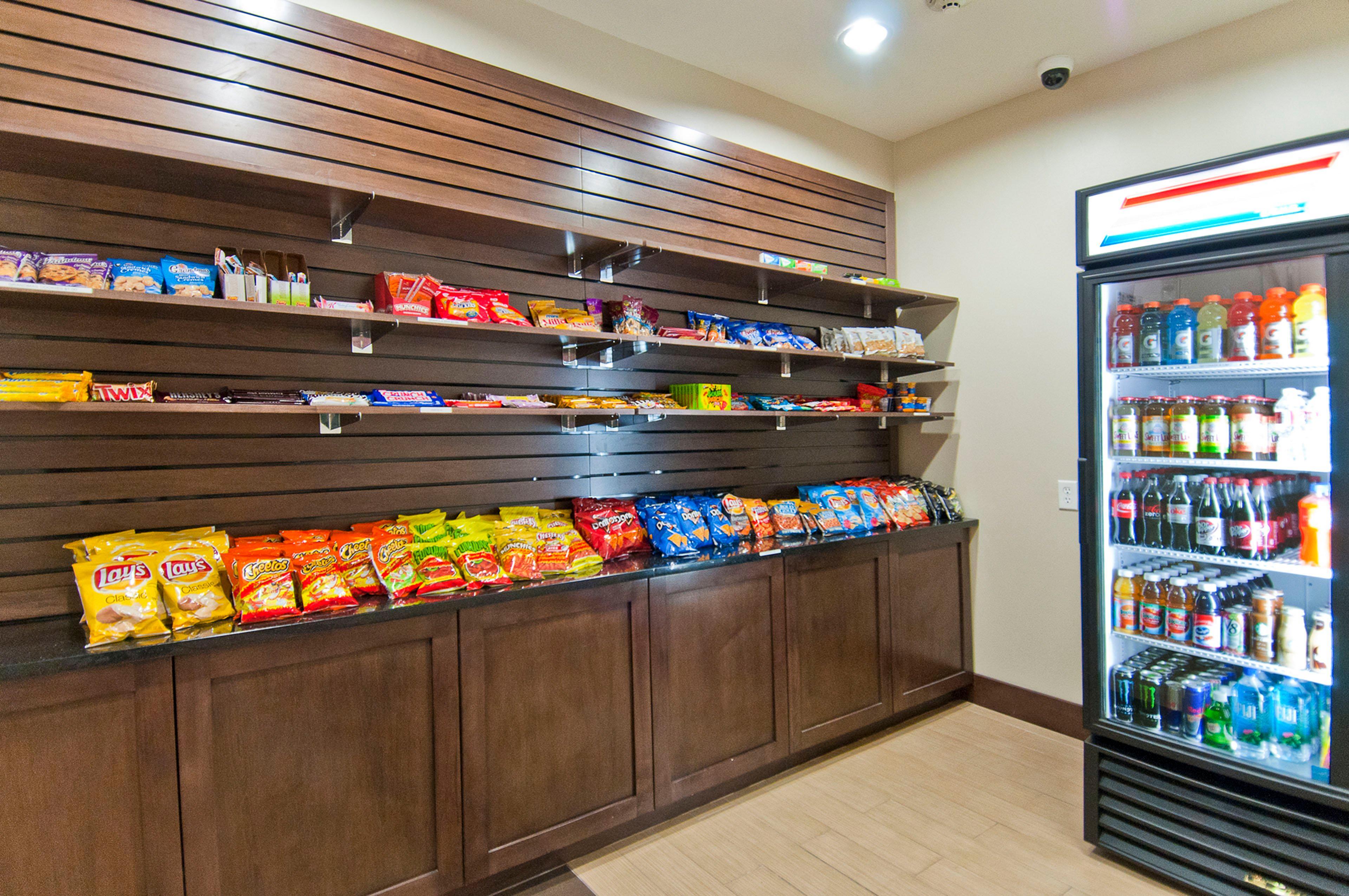 Holiday Inn Express & Suites San Antonio Frost Bank Center By Ihg Buitenkant foto
