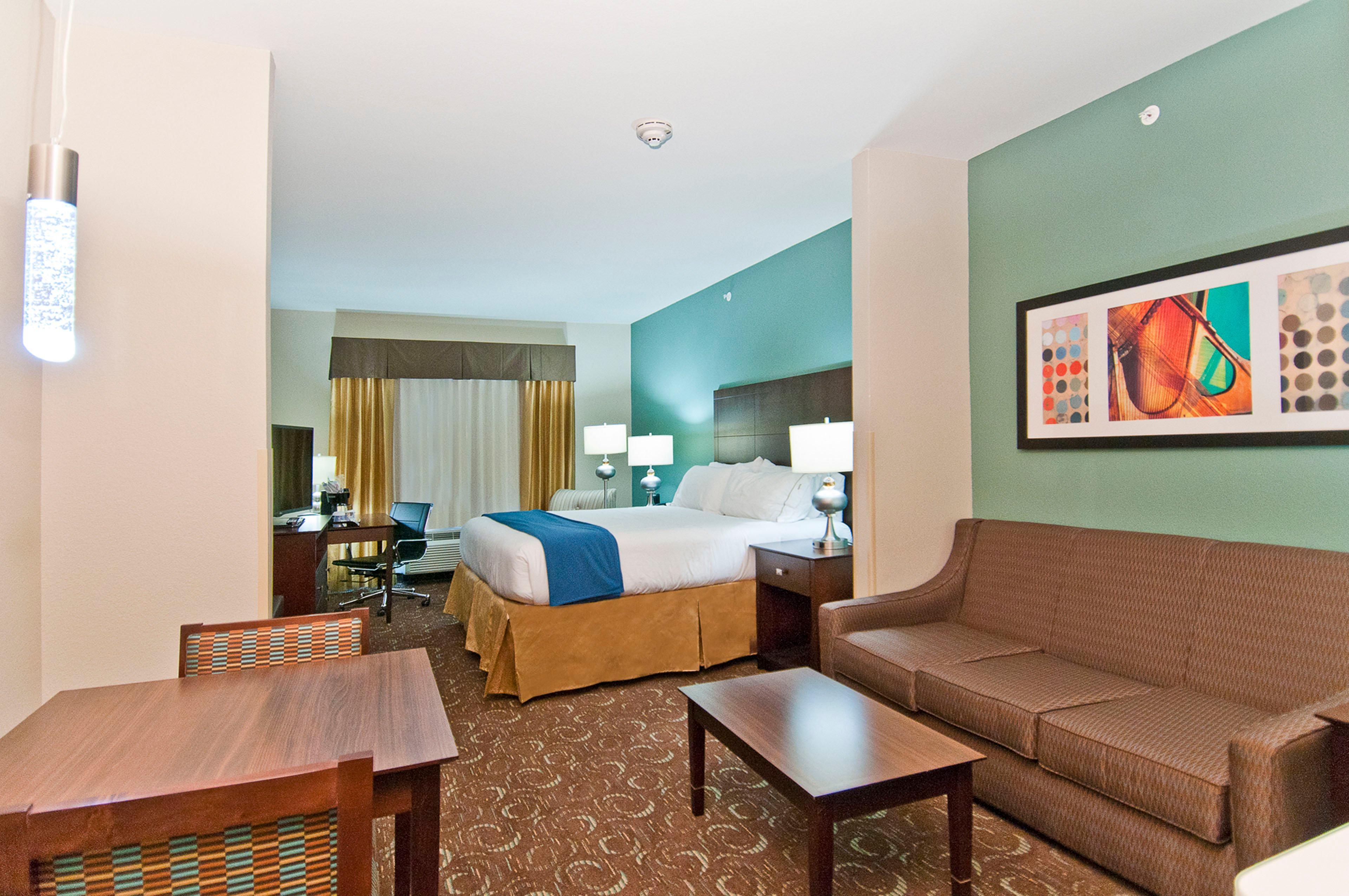 Holiday Inn Express & Suites San Antonio Frost Bank Center By Ihg Buitenkant foto